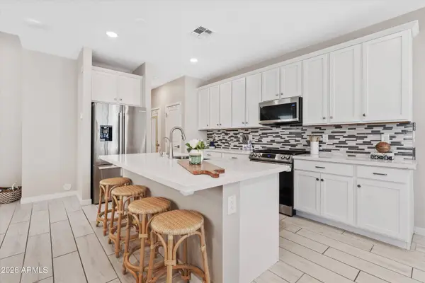 9310 E SEQUENCE Avenue, Mesa, AZ 85212