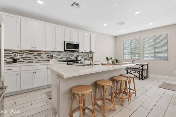 9310 E SEQUENCE Avenue, Mesa, AZ 85212