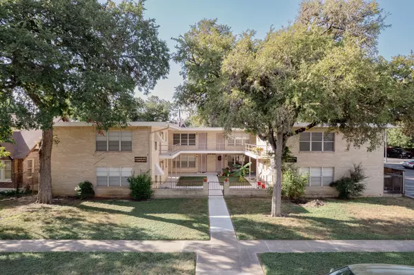 118 Funston Pl, San Antonio, TX 78209-6519
