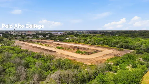 1519 W Villaret Blvd, San Antonio, TX 78224-2420