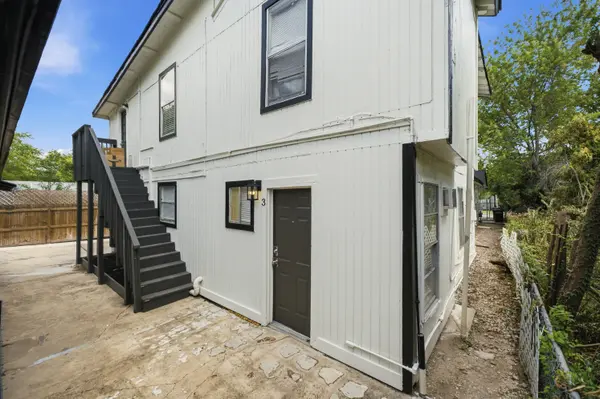 827 W Rosewood Ave, San Antonio, TX 78212-2646