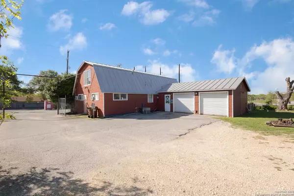 7305 Huebner Rd, San Antonio, TX 78240