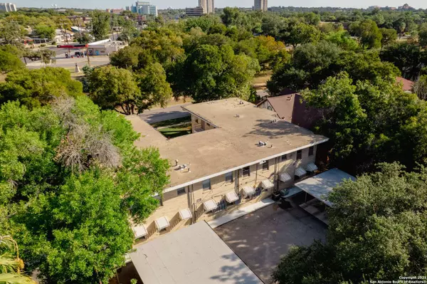 118 Funston Pl, San Antonio, TX 78209