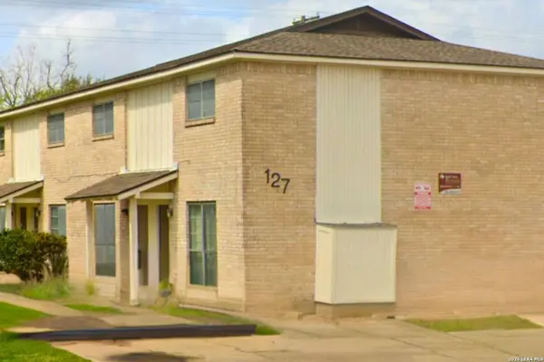 127 Regency Ave, Victoria, TX 77904
