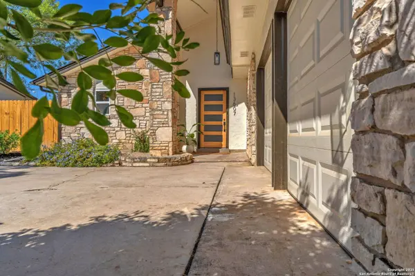 13607 Dutch Myrtle, San Antonio, TX 78232