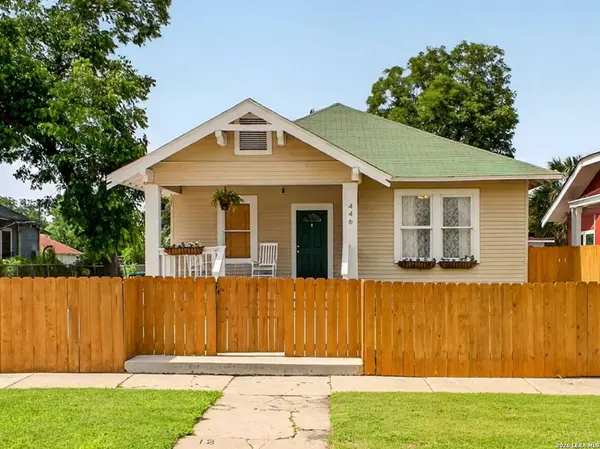 446 Kayton Ave, San Antonio, TX 78210