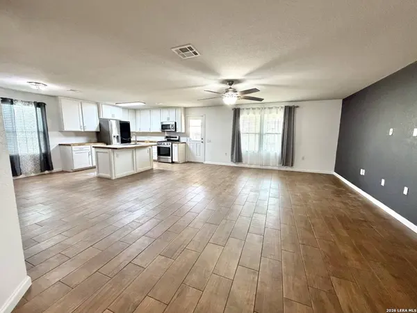 723 PELICAN LNDG, San Antonio, TX 78221