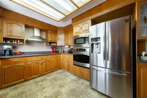 54125 Range Road 165, Rural Yellowhead County, AB T7E 3N1