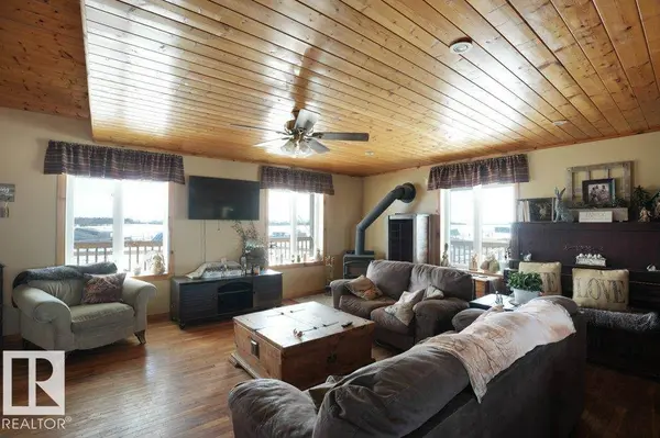 56024 RGE ROAD 261, Rural Sturgeon County, AB T8R 0V0