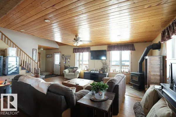 56024 RGE ROAD 261, Rural Sturgeon County, AB T8R 0V0