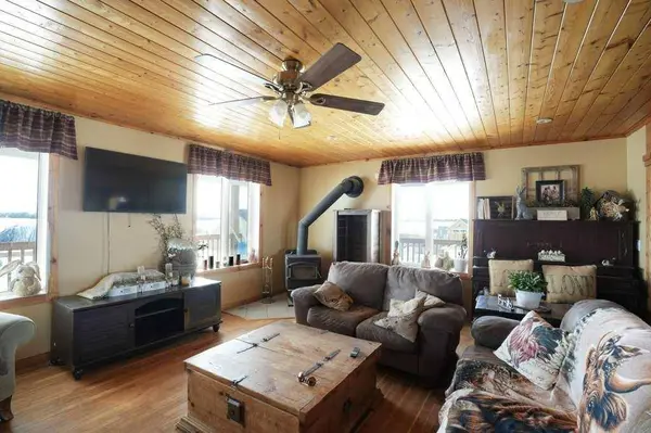 56024 Range Road 261, Rural Sturgeon County, AB T8R 0V9