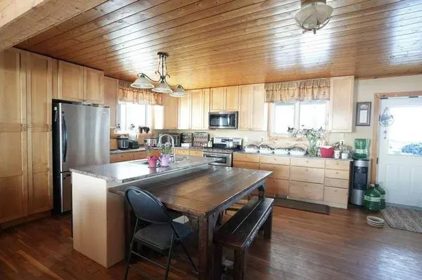 56024 Range Road 261, Rural Sturgeon County, AB T8R 0V9