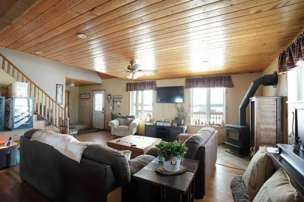 56024 Range Road 261, Rural Sturgeon County, AB T8R 0V9