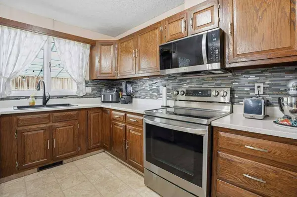 5119 51 ST, Legal, AB T0G 1L0