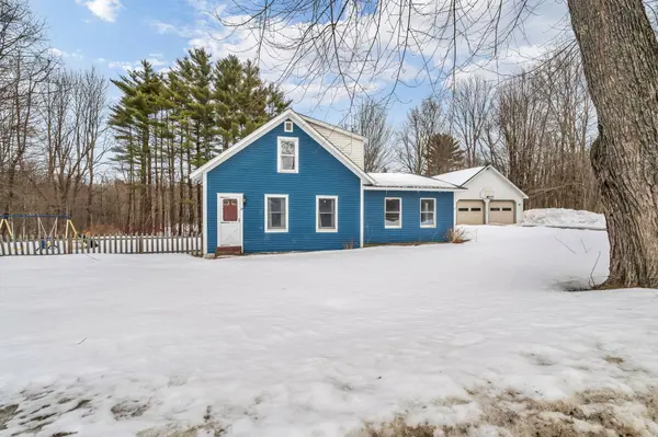 16 Libby Hill RD, Gardiner, ME 04345
