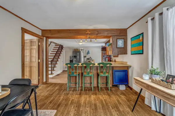 16 Libby Hill RD, Gardiner, ME 04345
