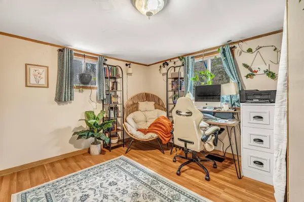 329 Bean RD, Mount Vernon, ME 04352