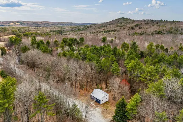 329 Bean RD, Mount Vernon, ME 04352