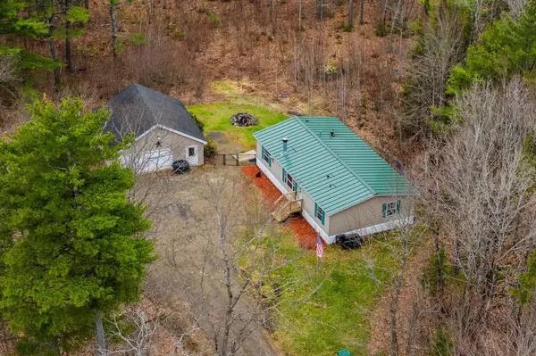 47 Hideaway Acres RD, Chelsea, ME 04330