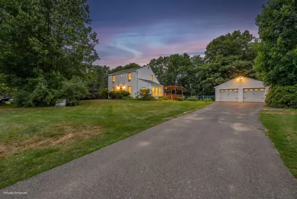 27 Bradford LN