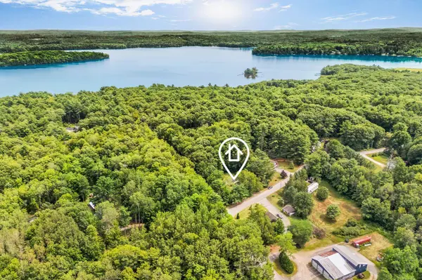 212 Annabessacook RD, Monmouth, ME 04265
