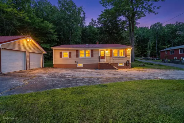 44 1st AVE, Greene, ME 04236