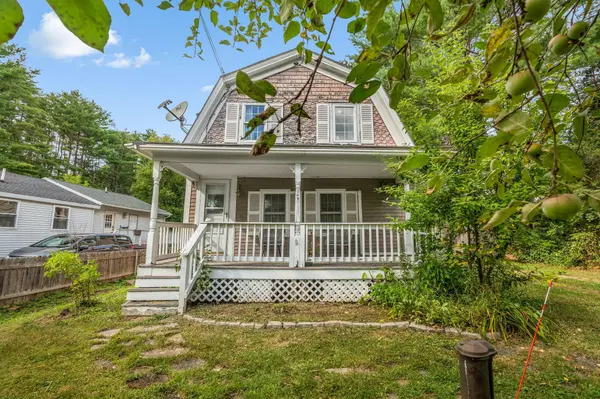 1111 Main ST, Readfield, ME 04355