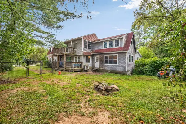 1111 Main ST, Readfield, ME 04355