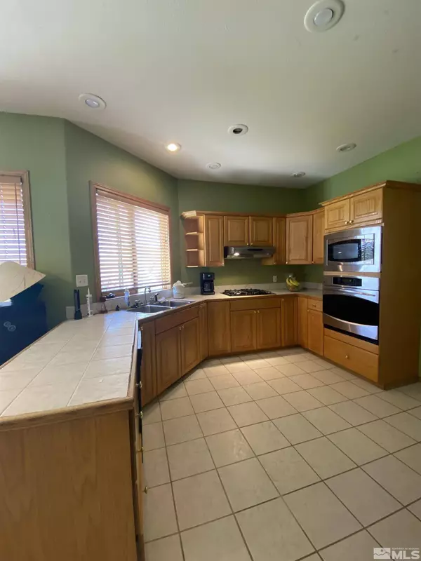 686 Castle Way, Winnemucca, NV 89445