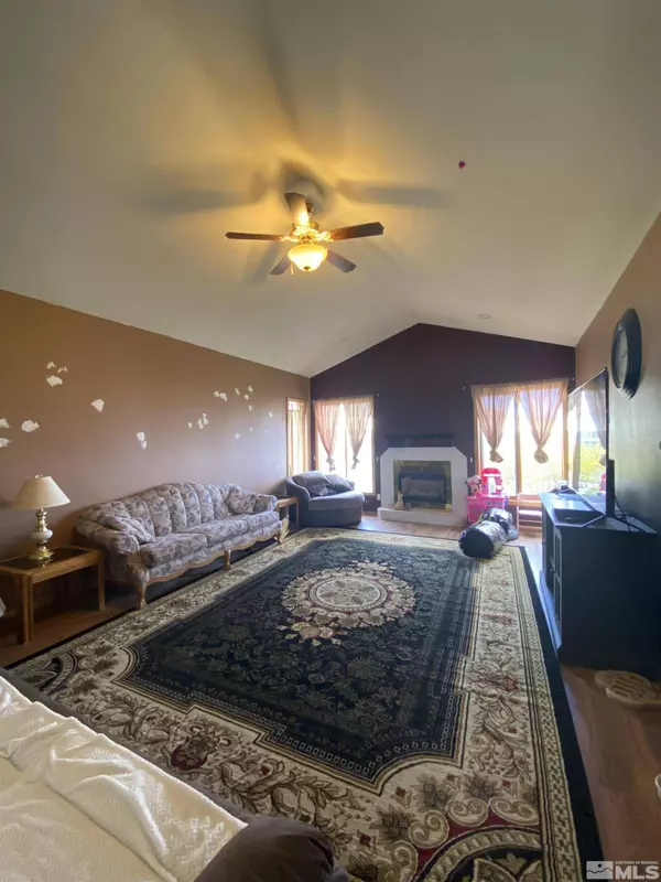 686 Castle Way, Winnemucca, NV 89445