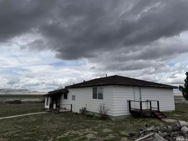 4250 Woodworth Ln, Orovada, NV 89445