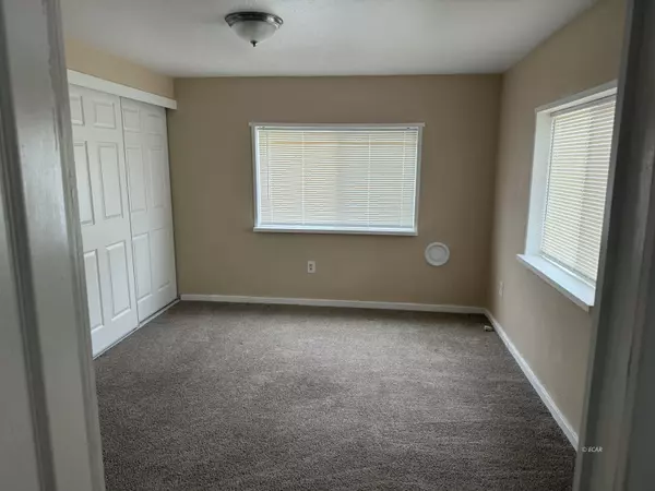 Carlin, NV 89822-9960,714 Fir St