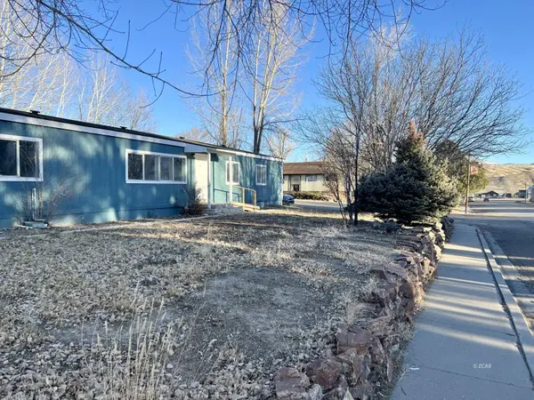 1006 Cedar ST, Carlin, NV 89822