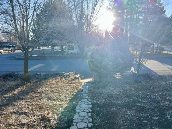 1006 Cedar ST, Carlin, NV 89822