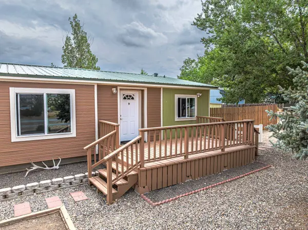 933 Spring Valley Pkwy, Spring Creek, NV 89835