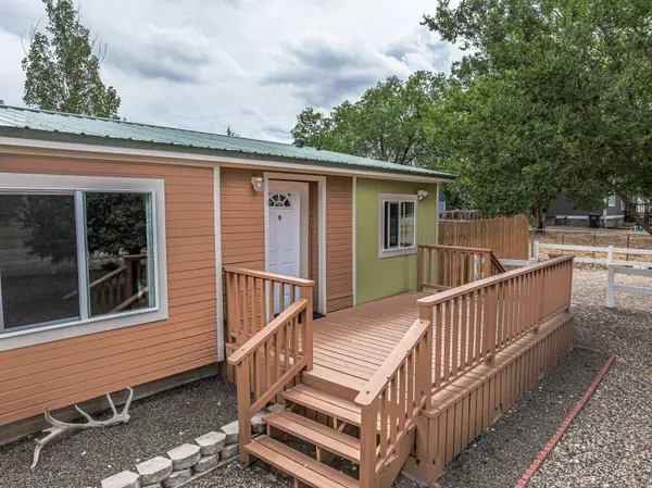 933 Spring Valley Pkwy, Spring Creek, NV 89835