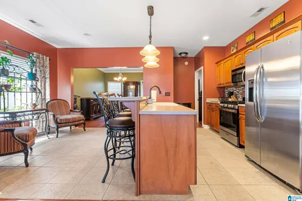 888 CODY CIRCLE, Fultondale, AL 35068
