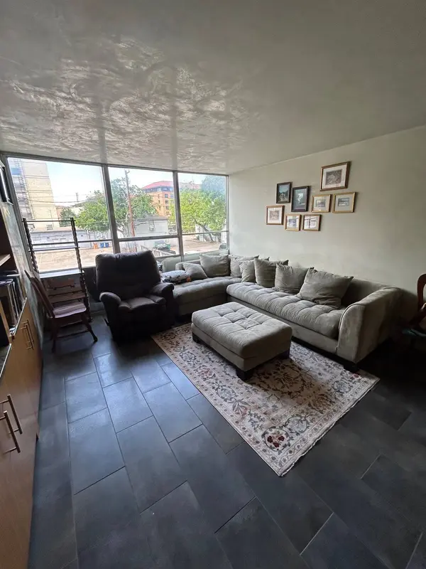 1800 Lavaca ST #A208, Austin, TX 78701