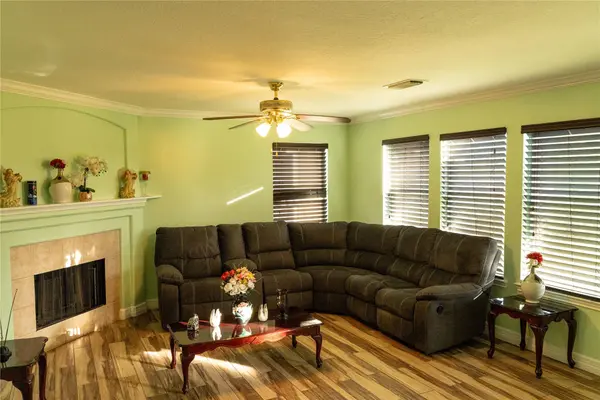 20907 New Leaf CT, Houston, TX 77073