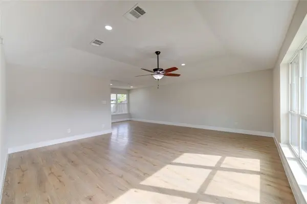 328 Meadow Wood CT, League City, TX 77573