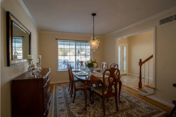 14 Whalen Dr, Hopewell Junction, NY 12533-6341