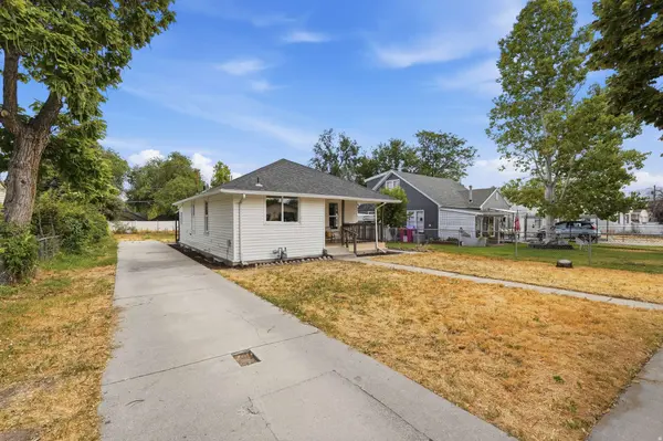 1296 W GILLESPIE AVE, Salt Lake City, UT 84104