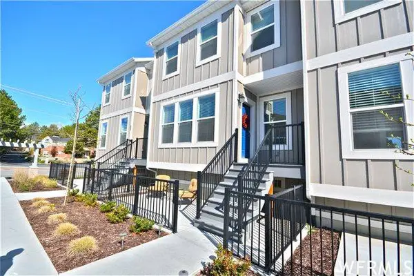 1285 W WINCHESTER ST S #22