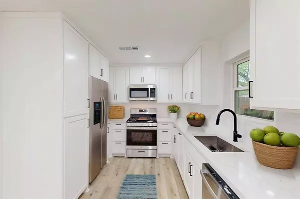 901 Pioneer Road, Mesquite, TX 75149