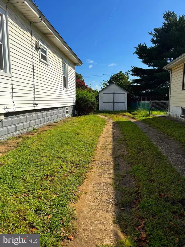 1635 S DELAWARE ST, Paulsboro, NJ 08066