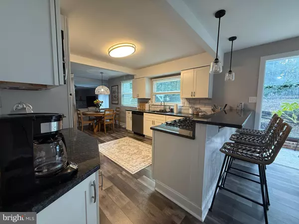 9 EDEN RD, Blackwood, NJ 08012