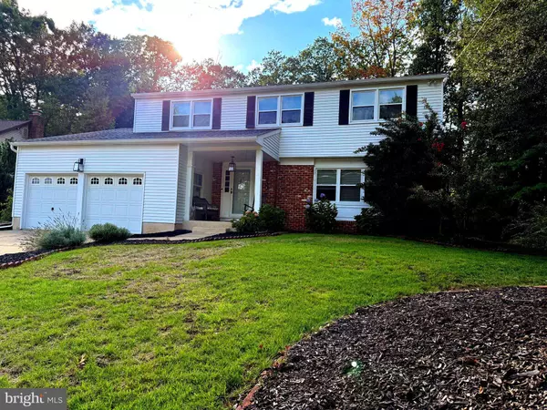 9 EDEN RD, Blackwood, NJ 08012