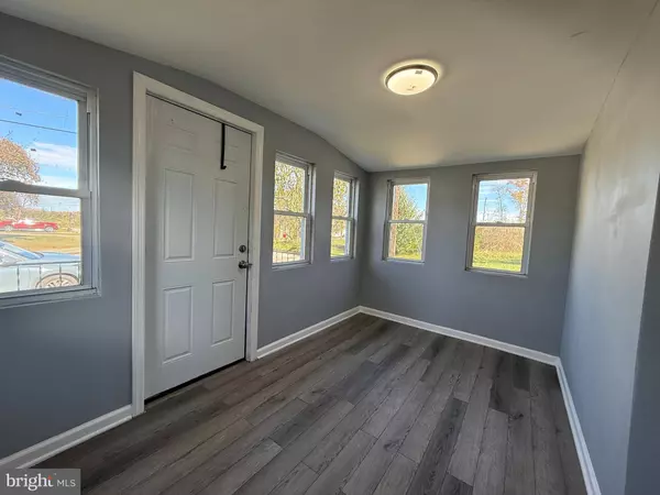 37 BEAVER AVE, Pennsville, NJ 08070