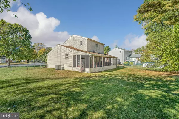 301 N COLES AVE, Maple Shade, NJ 08052