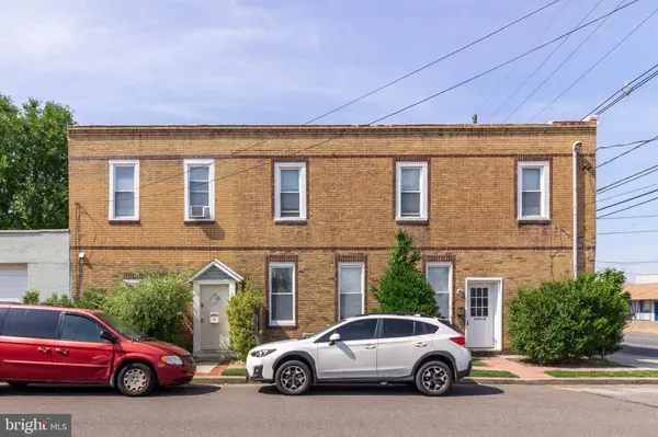 6000-02 S CRESCENT BLVD, Pennsauken, NJ 08109